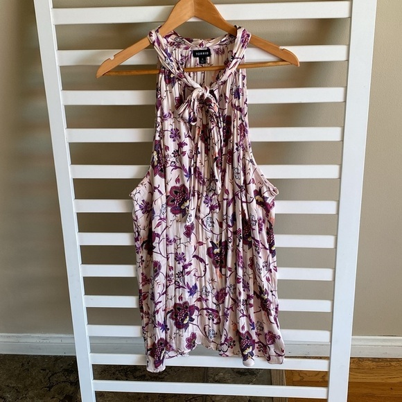 Torrid Satin High Neck Bow Tie Front Halter Top Floral Pink Size 4 - Picture 5 of 14